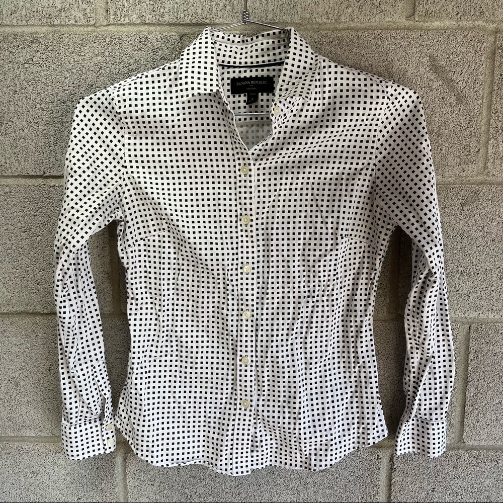 Banana Republic No Iron Grid Button Down